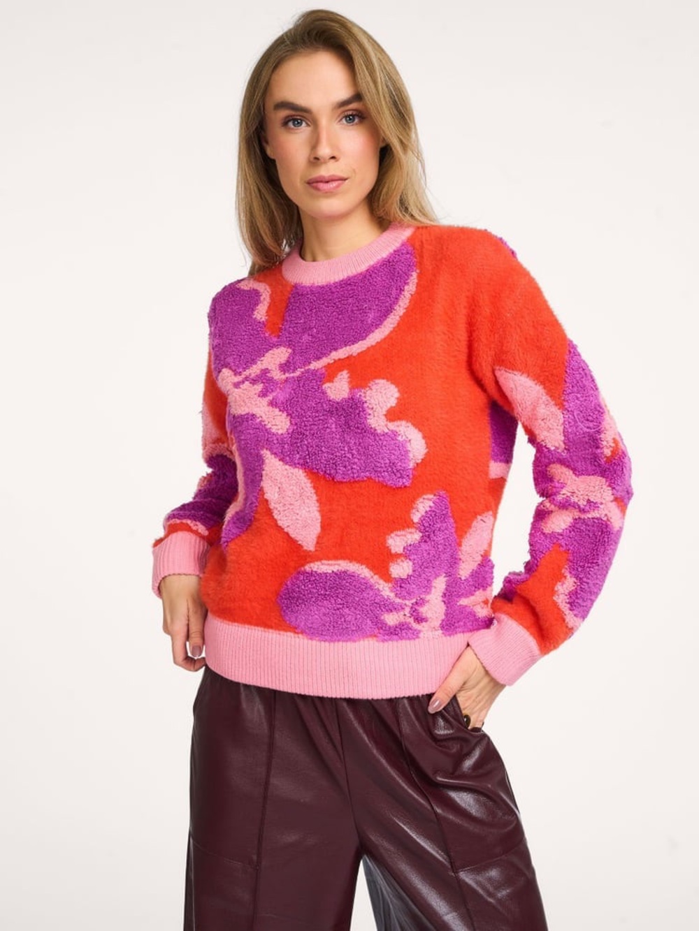 FRNCH Vibrant Ayme Bold Oversized Florals Knit Cozy Sweater Size Small SOFT